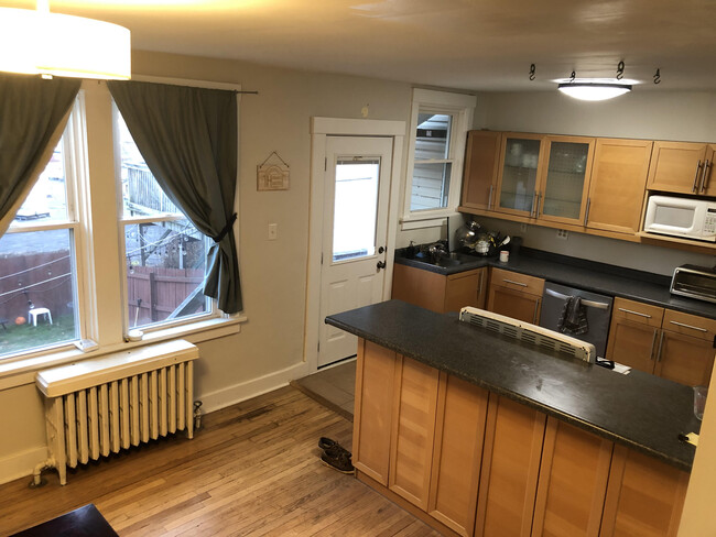Foto del edificio - 5718 Hobart St