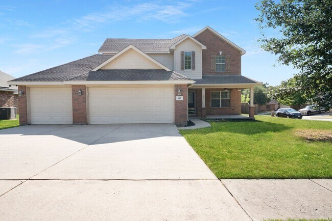 Photo - 317 Sheridan Road House