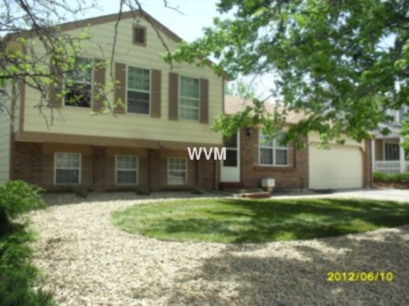 Primary Photo - Woodrim Tri Level
