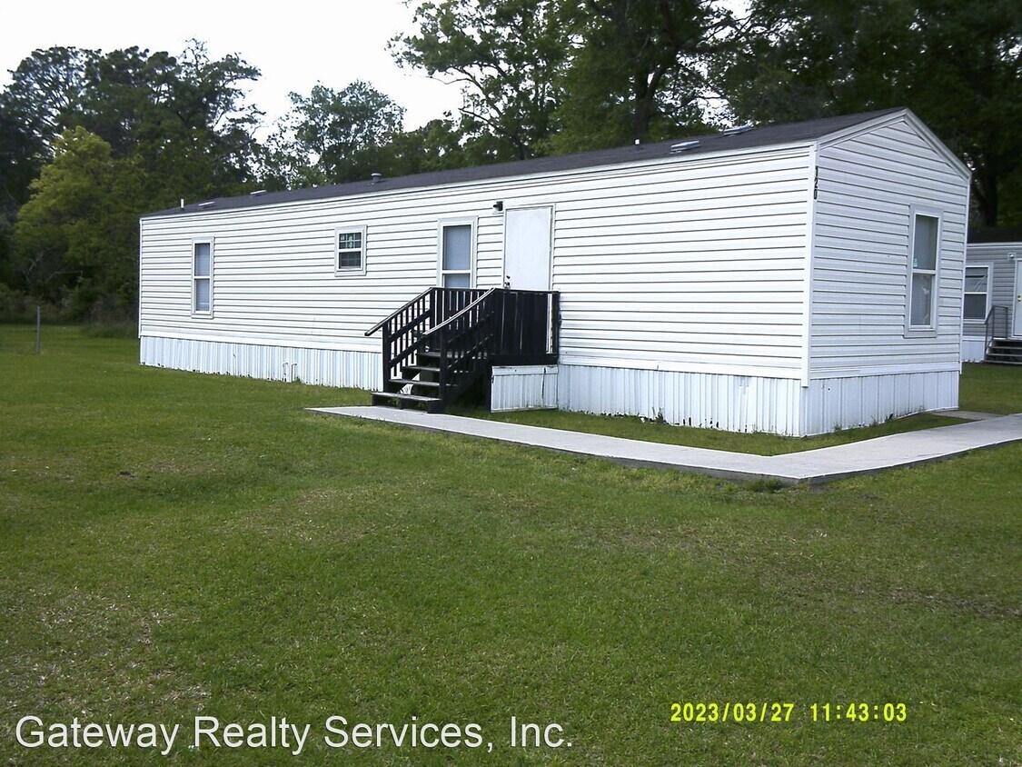 120 Garlington Cir, Waycross, GA 31503 House Rental in Waycross, GA