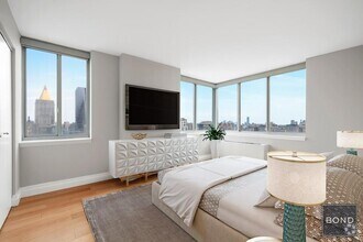 Building Photo - 776 Sixth Avenue