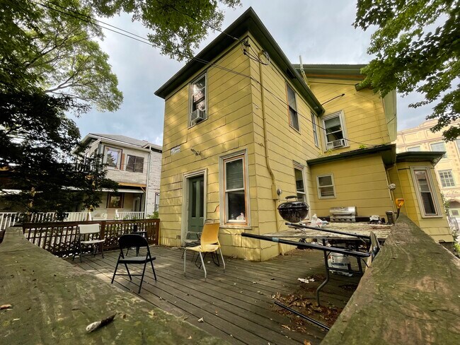 Building Photo - 48 Alleghany St