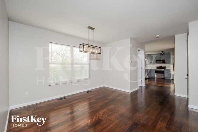 Foto del edificio - 457 Oak Glen Dr