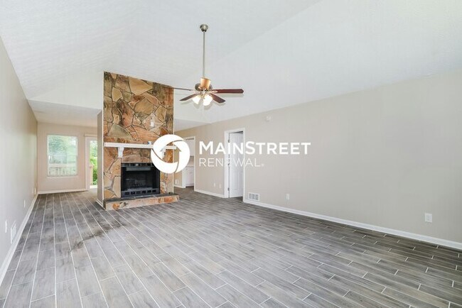 Building Photo - 3 Bedroom Pet-Friendly Home in DECATUR, GA...