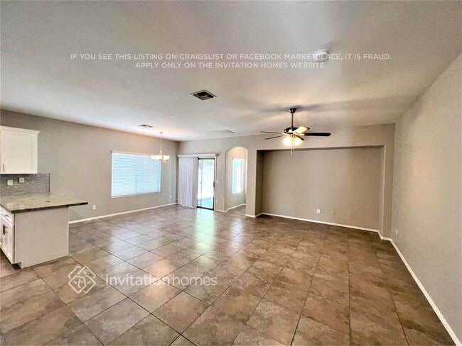 Foto del edificio - 15147 N 137th Ln