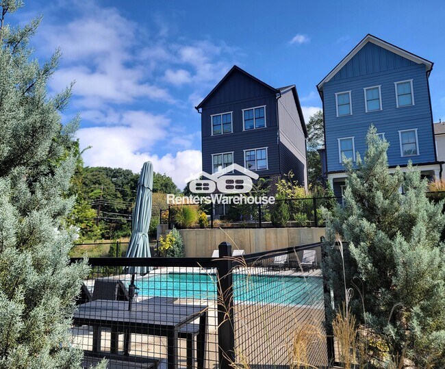 Building Photo - 3270 Stillwood Dr