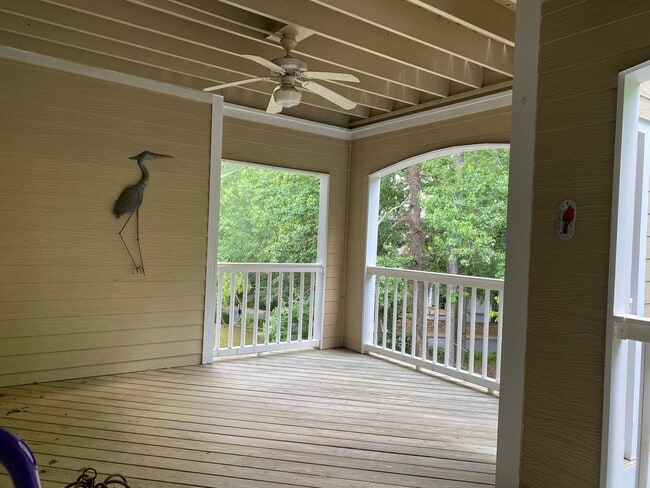 Photo - 525 Sandringham Dr Townhome
