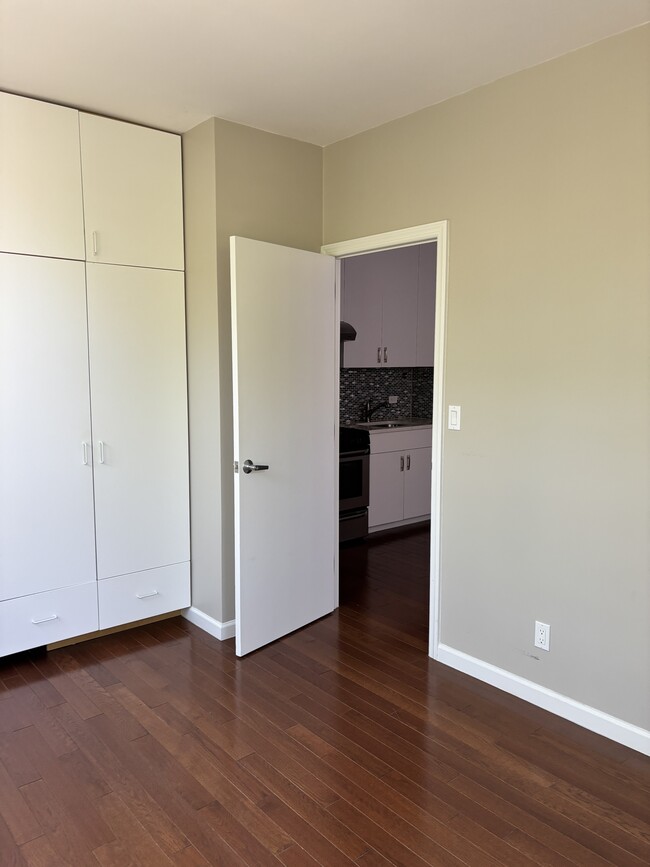 Bedroom 2nd view - 325 E 235th St
