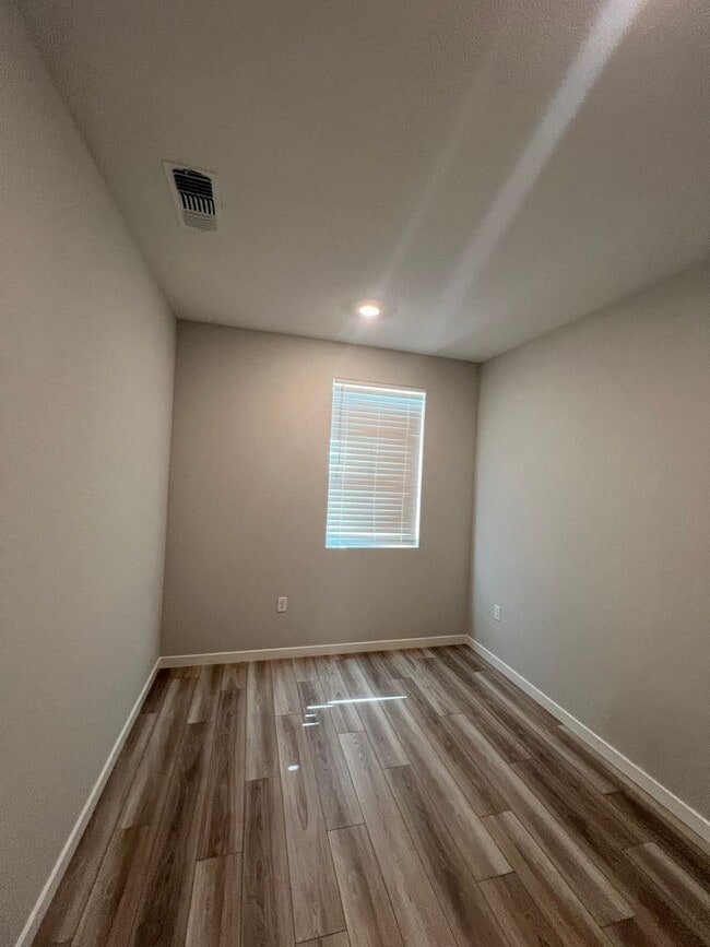 Building Photo - Gorgeous 4 Bedroom and 3 Bathroom Home in Wildhawk North Development $3,100 plus utilities and solar
