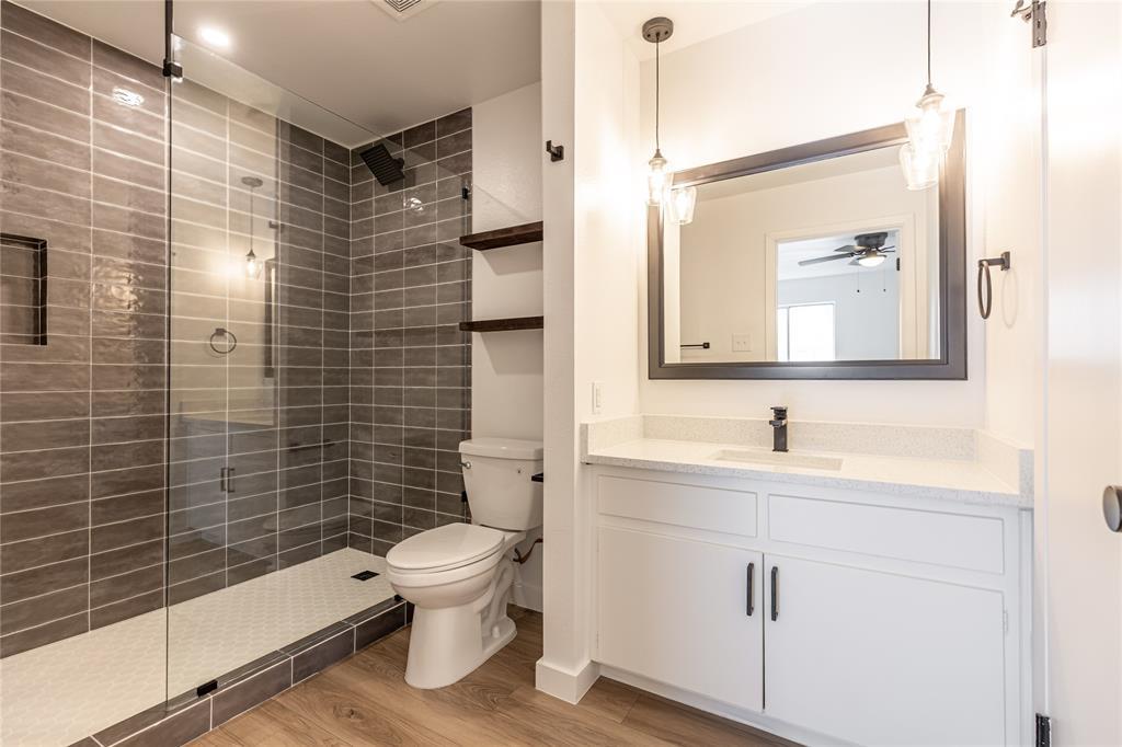 Foto principal - 2106 Homedale Dr