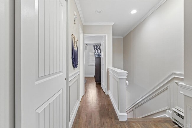 Building Photo - 3013 Mitchell Rd