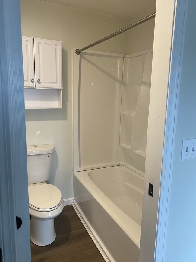 Foto del edificio - 60 Fox Ln