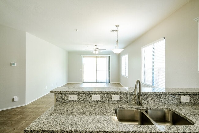 Building Photo - 40114 N Thunder Hills Ct