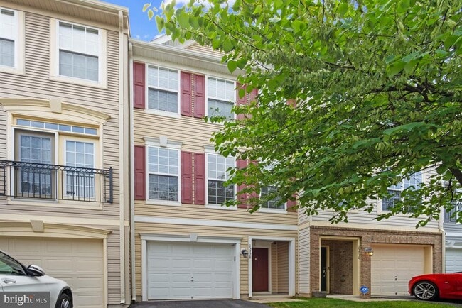 Building Photo - 15728 John Diskin Cir