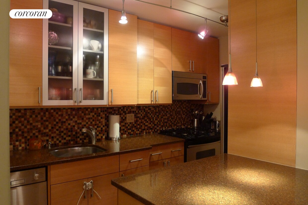 400 Central Park West Blvd Unit 1B, New York, NY 10025 Room for Rent