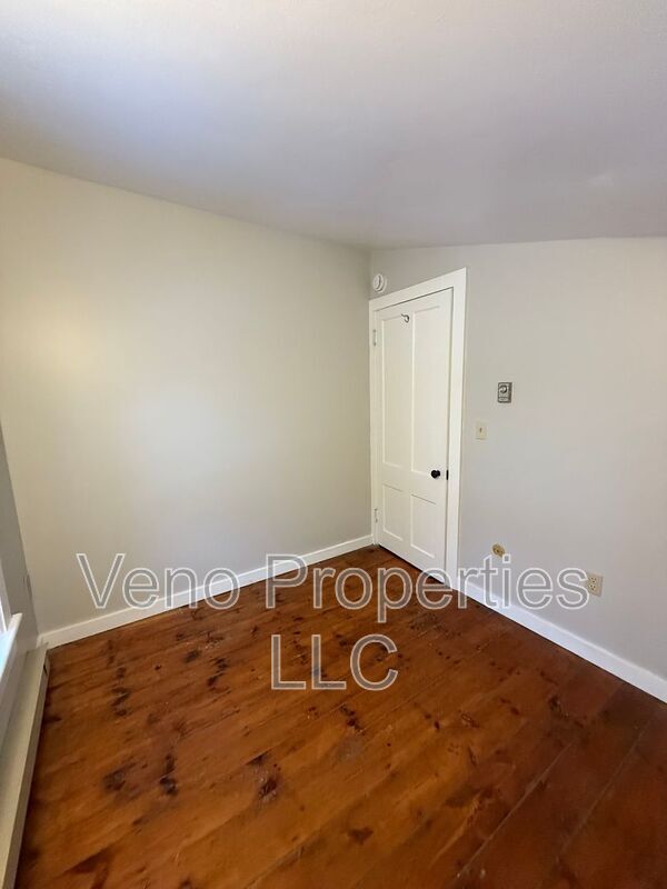 Building Photo - 1 Pleasant St