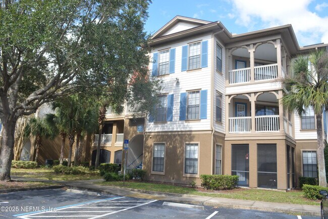 Foto del edificio - 12700 Bartram Park Blvd