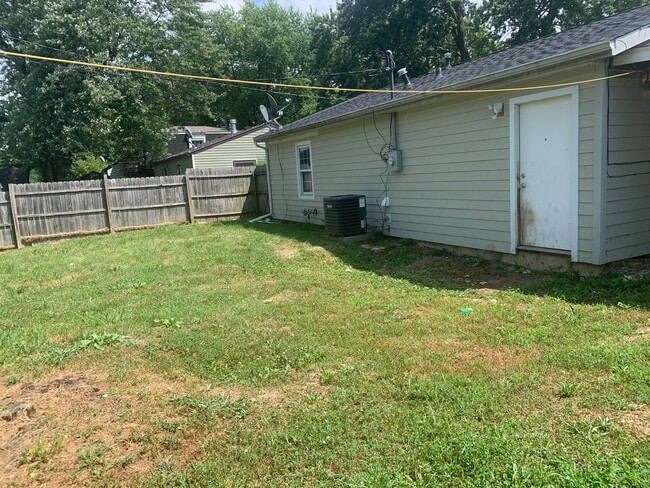 Building Photo - 4702 W 37th St