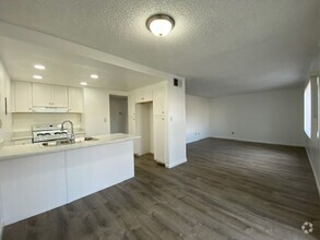 Building Photo - 2255 Cahuilla St