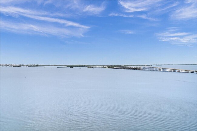Foto del edificio - 1865 Brickell Ave