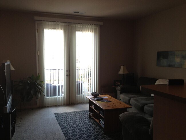 Foto del edificio - 725-72D Walker Square