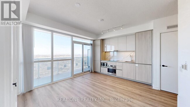 Building Photo - 8 Interchange Wy