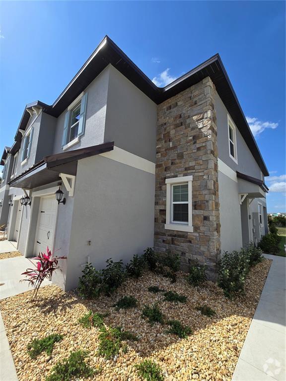 Building Photo - 32066 Spiceberry St
