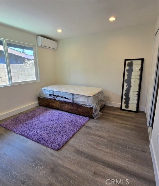 Foto del edificio - 1237 W Sycamore Ave