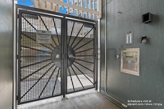 Foto del edificio - 1235 McAllister St