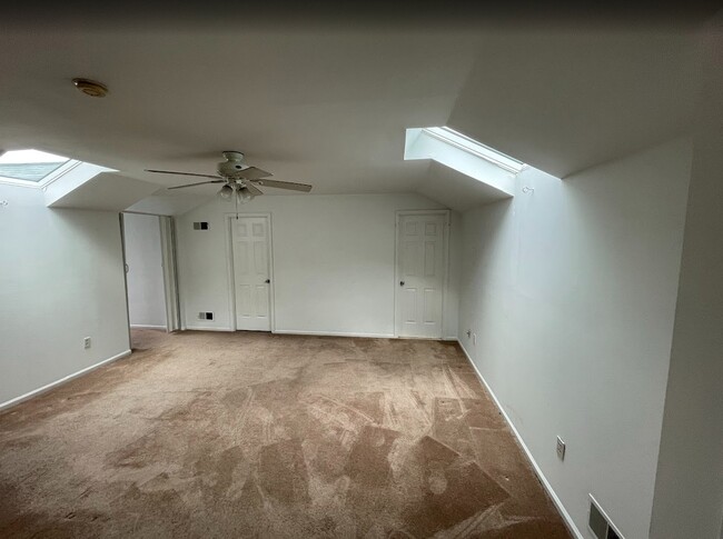 Desván - 750 E Marshall St