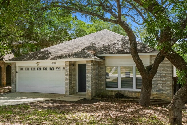 Foto del edificio - 3438 Maitland