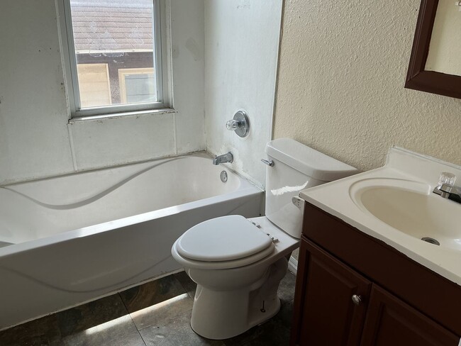Foto del edificio - 4709 N 35th St