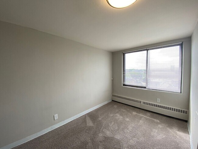 Interior Photo - Loring Park Flats