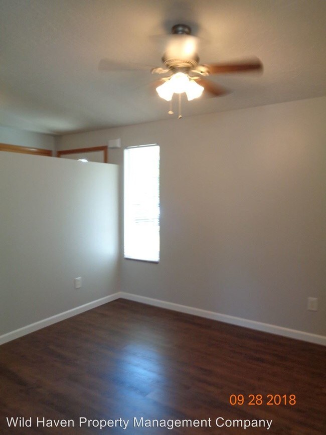 Building Photo - 3 br, 3 bath House - 2251 SW Redmond Hill Rd.