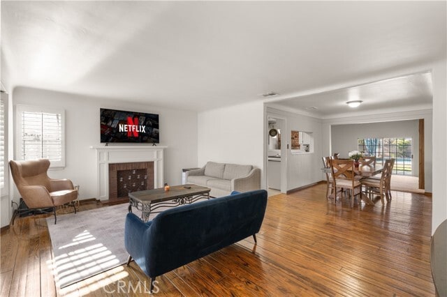 Foto del edificio - 351 S Parish Pl