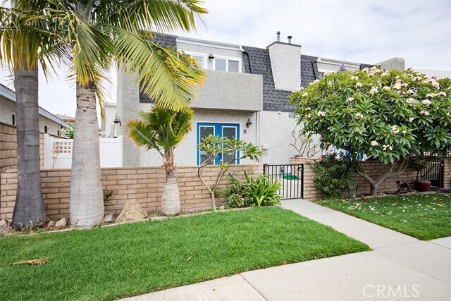 Foto del edificio - 16821 Green Ln