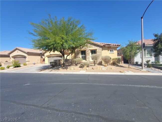 Building Photo - 9338 Wilderness Glen Ave