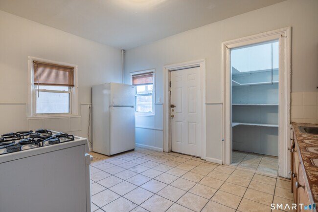 Foto del edificio - 1995 Main St