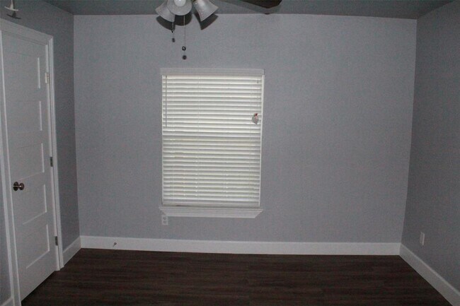 Foto del edificio - 25725 FM 2100