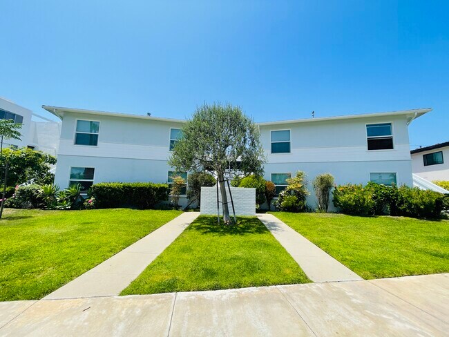 Foto del edificio - 811 S Catalina Ave