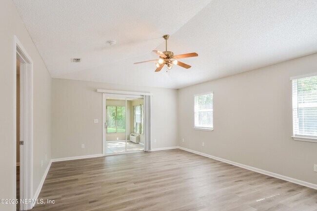 Building Photo - 2671 Sam Houston Pl