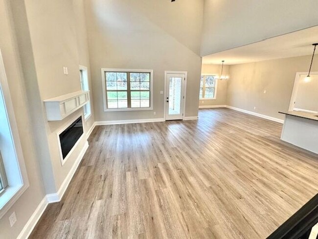 Building Photo - Now Leasing a 5-Bedroom 3 Bath Home In Cordova off of Houston Levee and Walnut Grove