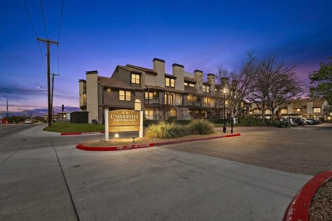 Photo - 4800 Northway Dr Townhome