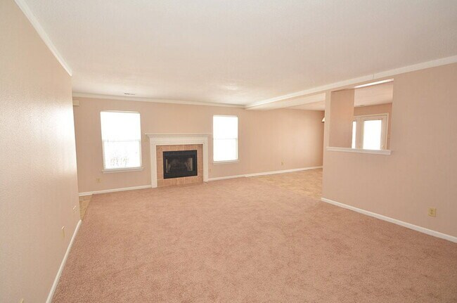 Foto del edificio - 7756 Mistflower Ln