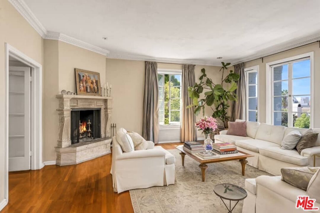 Primary Photo - 1416 Havenhurst Dr