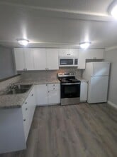 Building Photo - 11101 E Pickard Rd