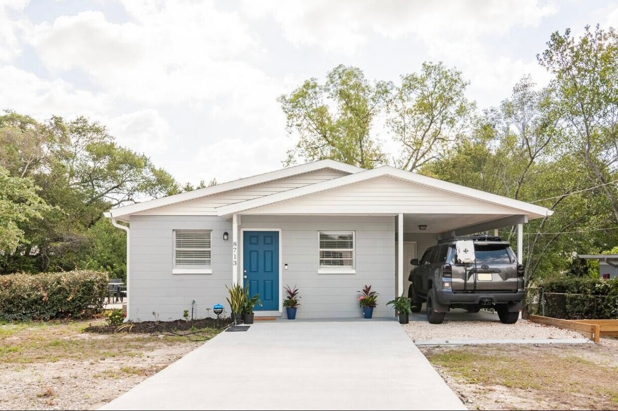 Foto principal - 8713 Overlook Dr