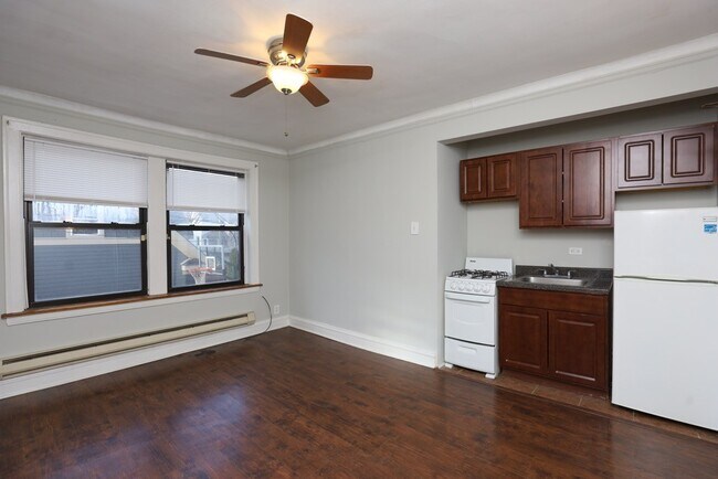 Foto del edificio - 4538 N Damen Ave