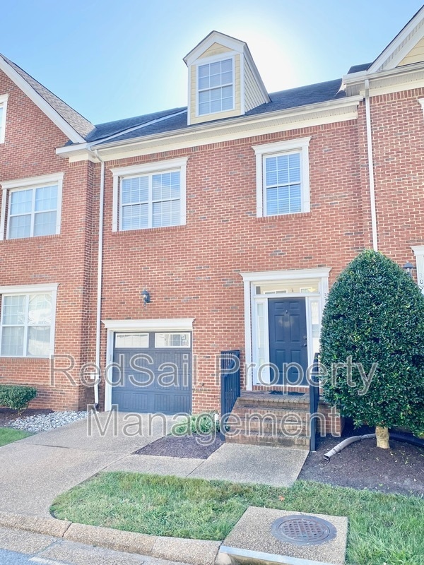 Photo - 315 W Constance Rd House