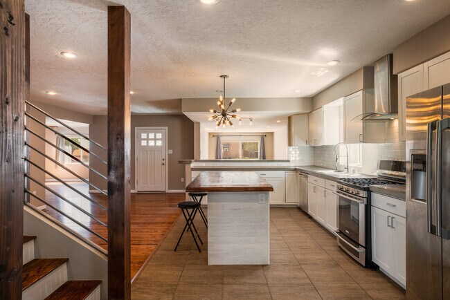 Foto del edificio - 505 Carlisle Blvd SE